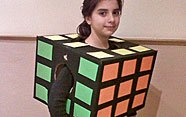 Disfraz de cubo de Rubik