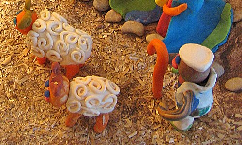 Belén de plastilina: pastor y ovejas
